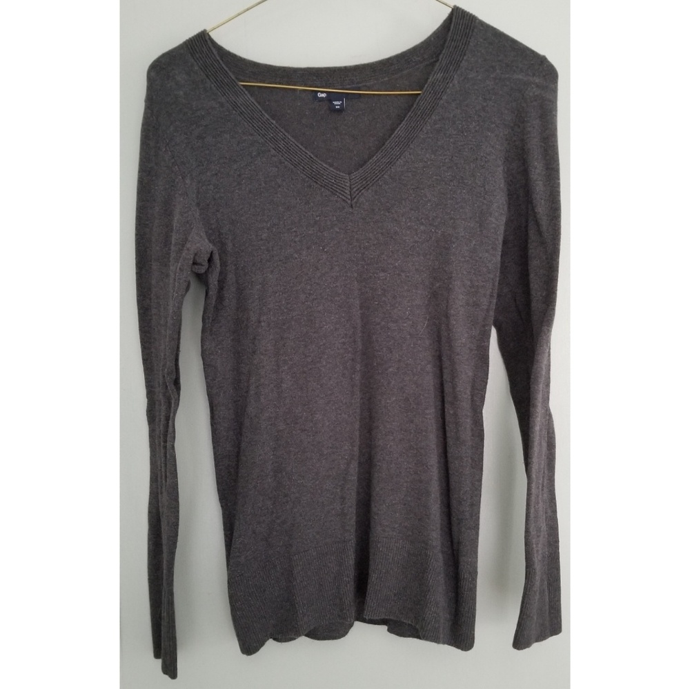 GAP dark grey sweater
